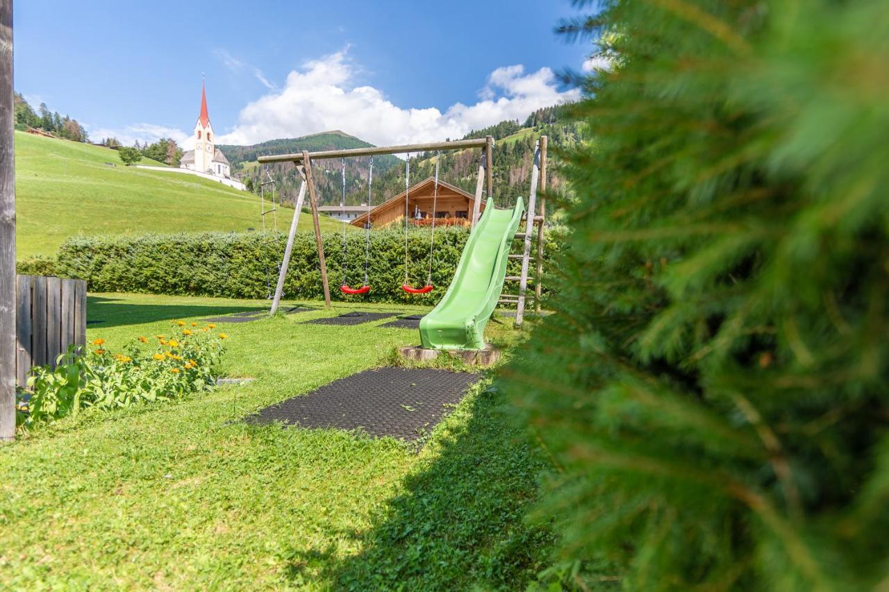 Alpengruss Appartement Innichen Buitenkant foto