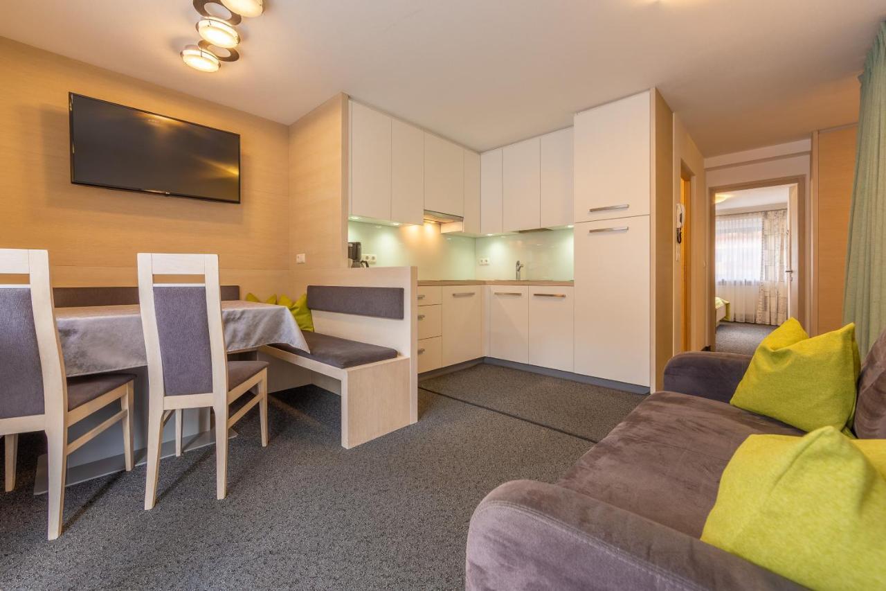 Alpengruss Appartement Innichen Buitenkant foto