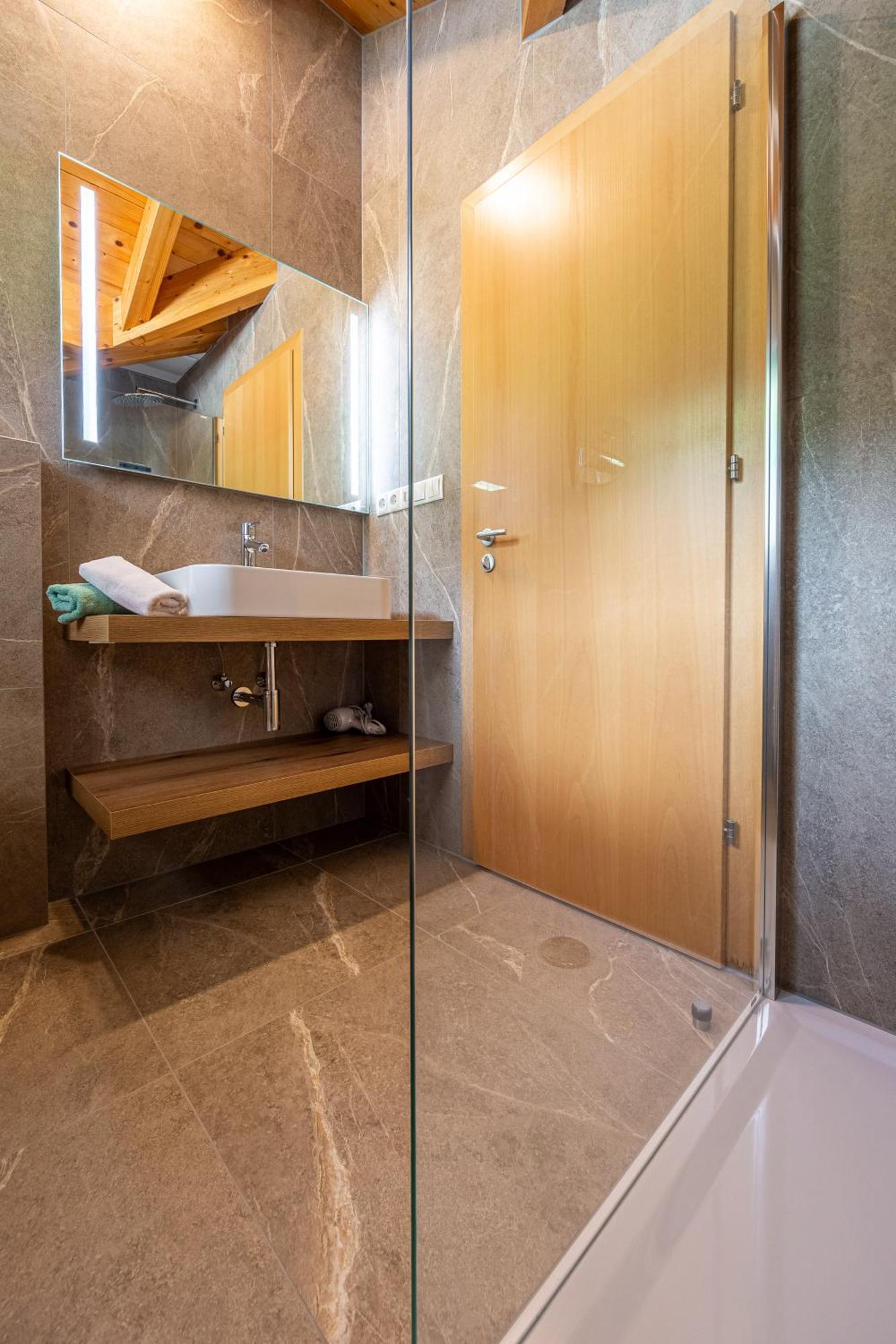Alpengruss Appartement Innichen Buitenkant foto