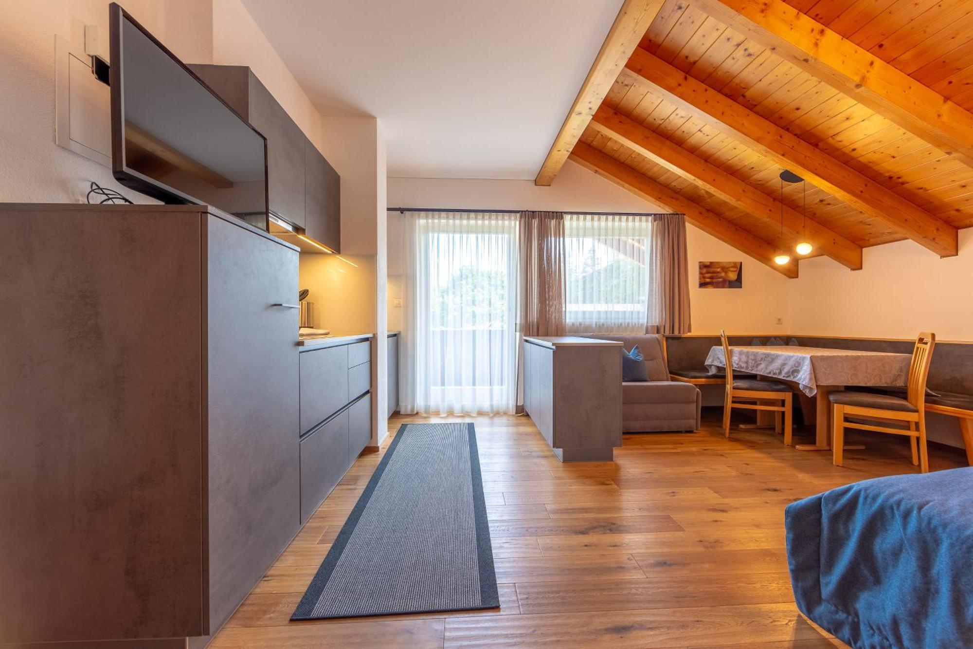 Alpengruss Appartement Innichen Buitenkant foto